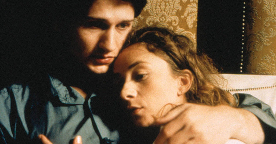 LA CAPTIVE, F/B 2000